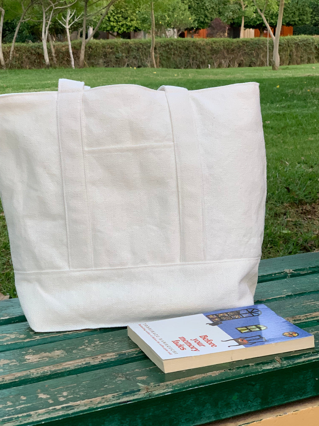 Le Classique Tote - White